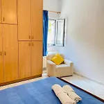 Marina House Apartman Fársza