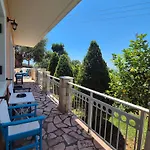 Marina House Fársa