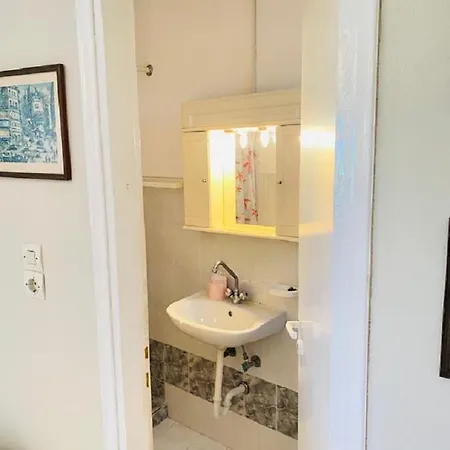 Marina House Farsa