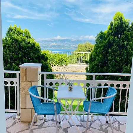 Marina House Apartment *