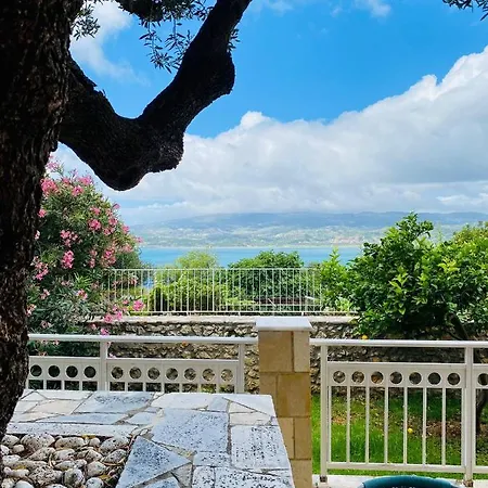Marina House Φάρσα