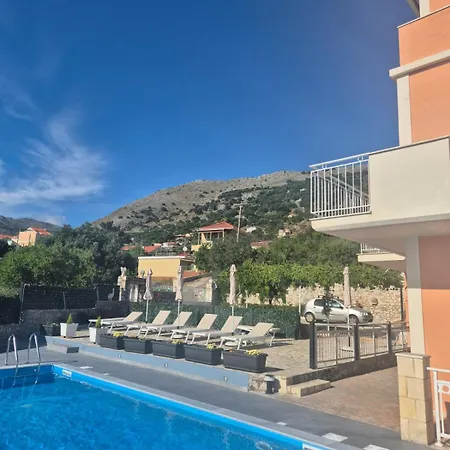 Marina House Διαμέρισμα Φάρσα