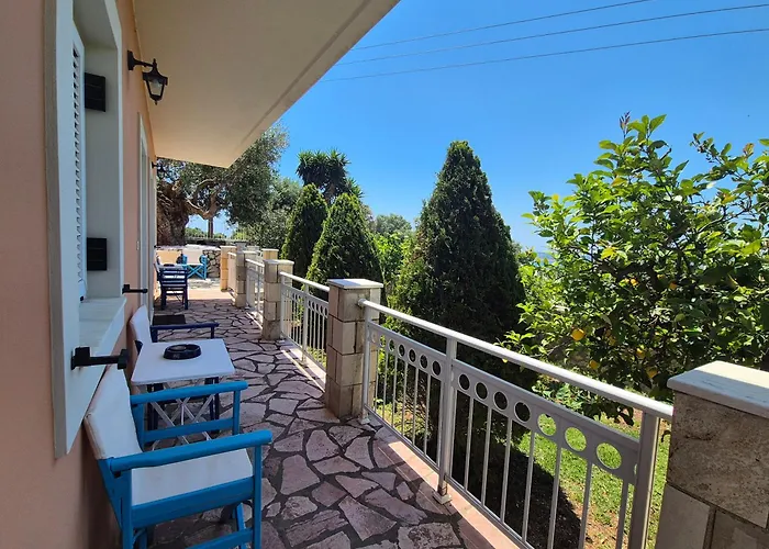 Marina House Fársa