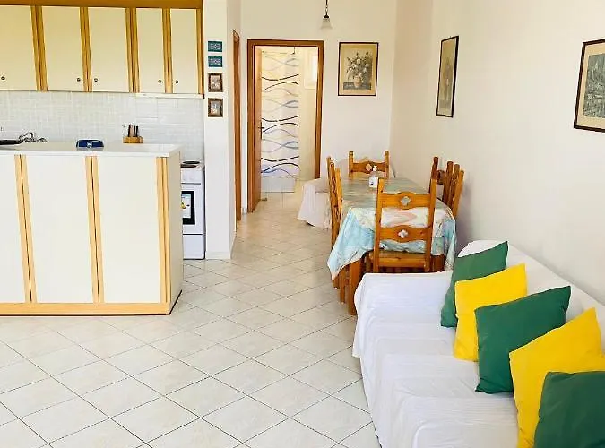 Marina House Daire